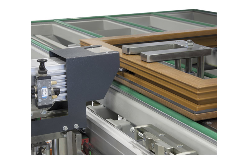  Assembly Equipments and Devices